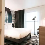 Otel Novotel Centre Gare 4*