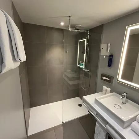 Novotel Centre Gare Готель 4*
