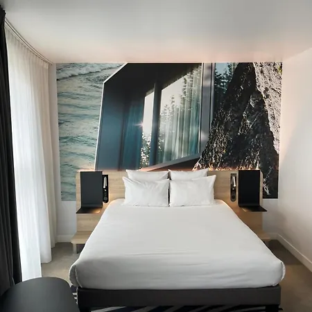 Novotel Centre Gare Готель Анже
