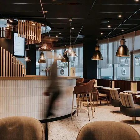 ホテル Novotel Centre Gare アンジェ