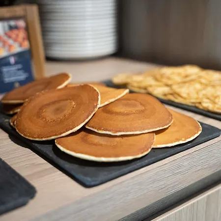 Novotel Centre Gare 4*