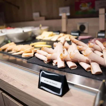 Novotel Centre Gare 4* Angers