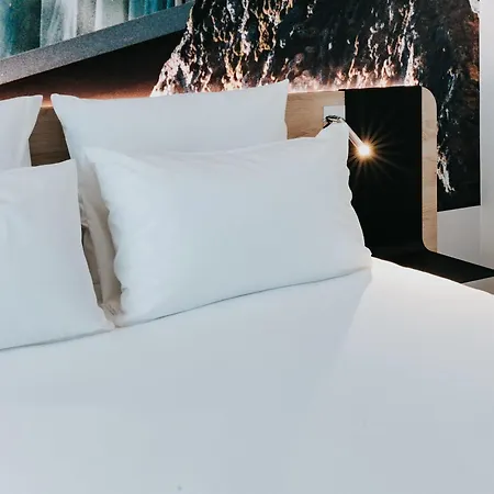 Otel Novotel Centre Gare Angers