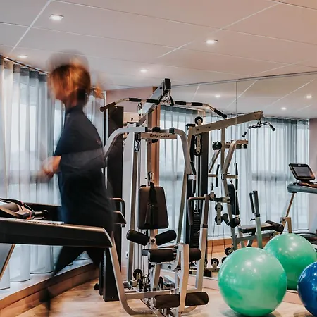 Otel Novotel Centre Gare Angers