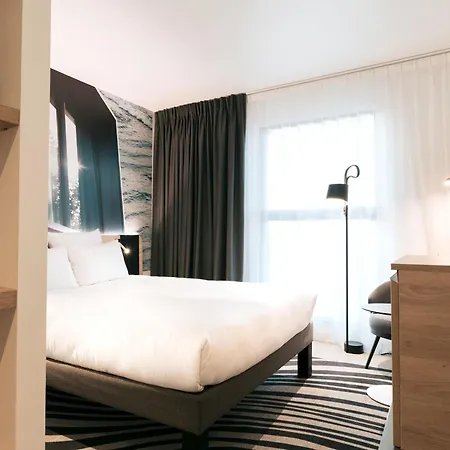 Novotel Centre Gare 4*