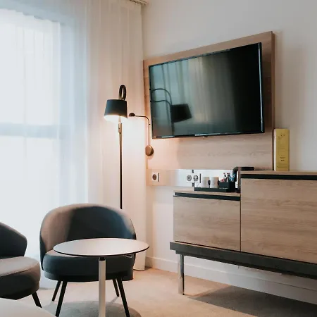 Novotel Centre Gare 4* أنجير