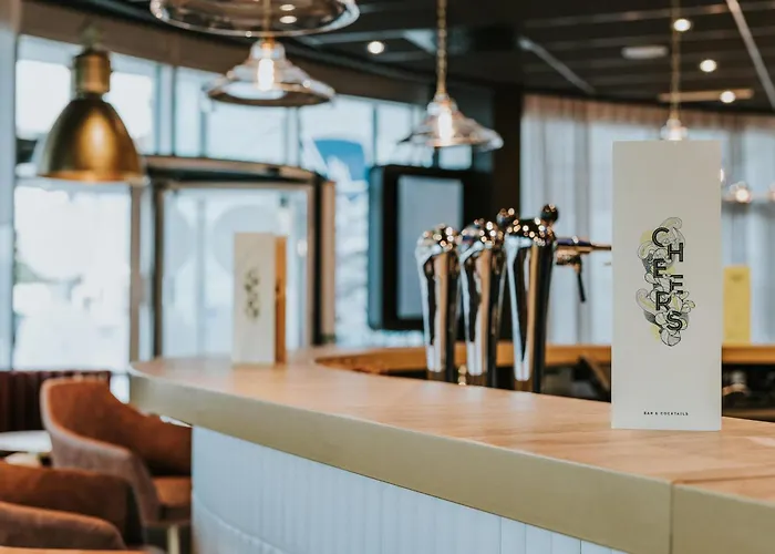 Novotel Centre Gare Otel 4*