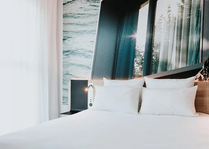 Novotel Centre Gare Otel 4*