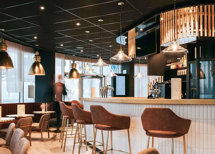 Novotel Centre Gare Hotel 4*